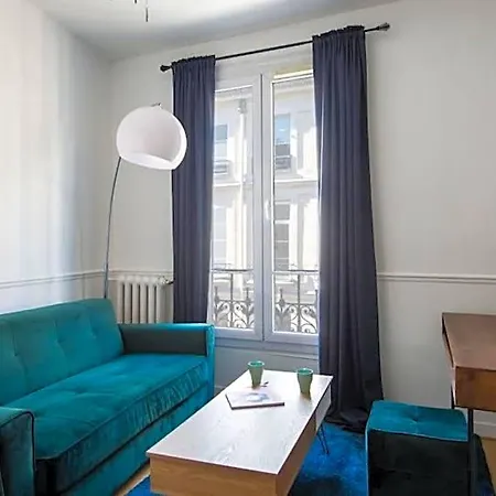 Parisian Flat Rue St Honore Louvre Rivoli *
