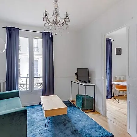 Резиденция Parisian Flat Rue St Honore Louvre Rivoli