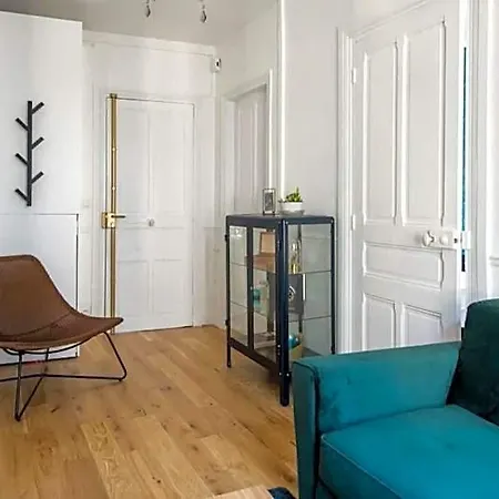Parisian Flat Rue St Honore Louvre Rivoli *